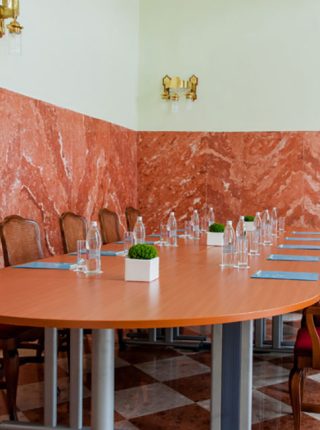 Rogaska meeting & events